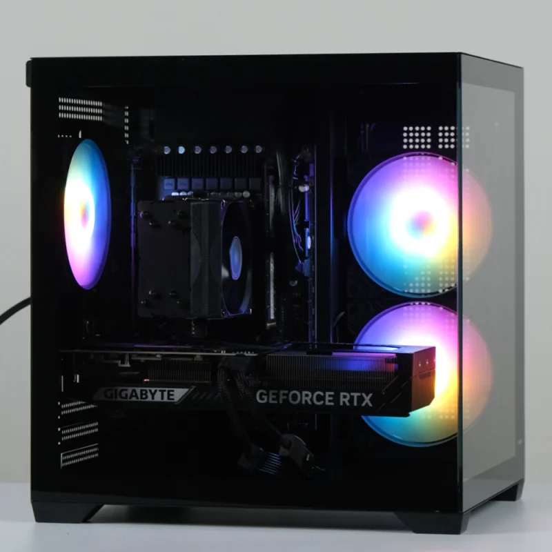R56T RTX Ультра — фронт-бок, RGB подсветка